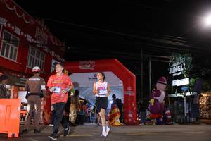 BIB: 390
                            <button type="button" onclick="openModal(26258011)" class="btn btn-primary btn-sm float-right btn-popup" data-toggle="modal" data-target=".modal-high-quality">
                        <i class="fas fa-shopping-cart"></i> Add to Cart
                    </button>
                                            <button type="button" onclick="isThisMe(26258011, true)" class="btn btn-success btn-sm float-right btn-popup btn-isme hidden" data-toggle="tooltip" data-placement="bottom" title="นี่คือรูปของคุณใช่ไหม คลิกที่นี่เพื่อเอาเข้าอัลบั้ม">
                        <i class="fas fa-plus"></i> Add to album
                    </button>
                    <button type="button" onclick="isThisMe(26258011, false)" class="btn btn-warning btn-sm float-right btn-popup btn-isnotme hidden">
                        <i class="fas fa-ban"></i> Remove from album
                    </button>